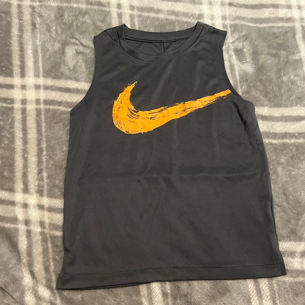 Nike Boys Tank Top/ Muscle Shirt Size 7
